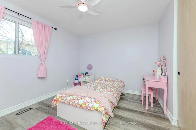 Additional image 21 of 1291 Consort Cres