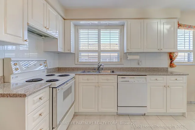 Additional image 9 of 77 Thwaite Ave