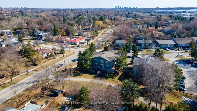 Additional image 34 of 98 Falconer Dr Unit 3