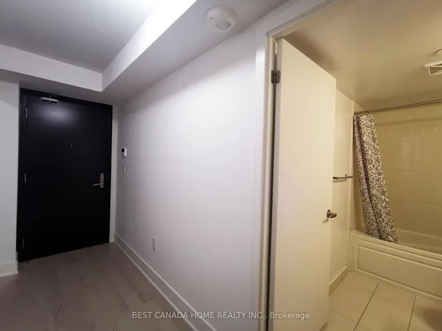 Additional image 5 of 955 Bay St Unit 907