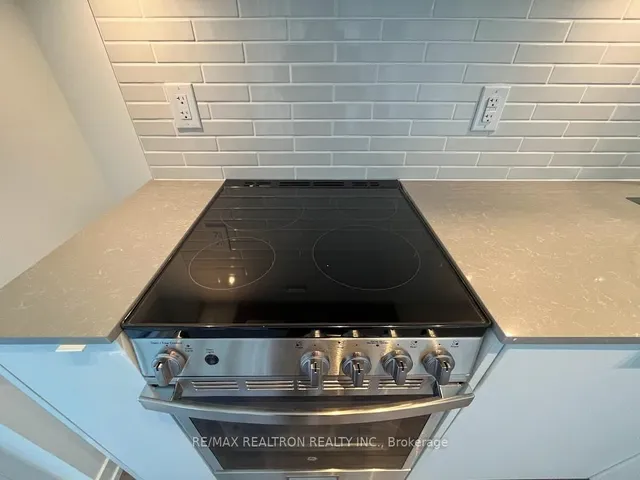 Additional image 17 of 270 Dufferin St Unit 602