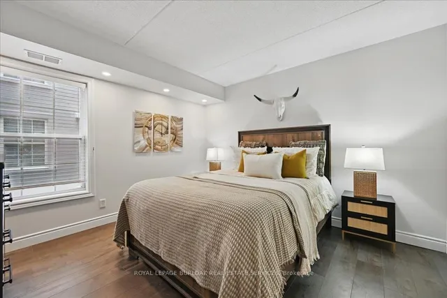 Additional image 21 of 1421 Walker's Line Unit 211