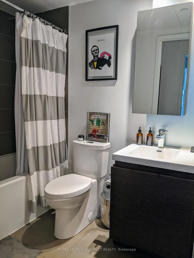 Additional image 12 of 1030 King St Unit 323