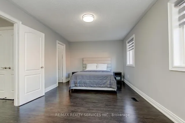 Additional image 20 of 44 Lormel Gate