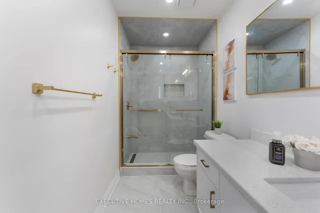 Additional image 32 of 11 Madronna Gdns