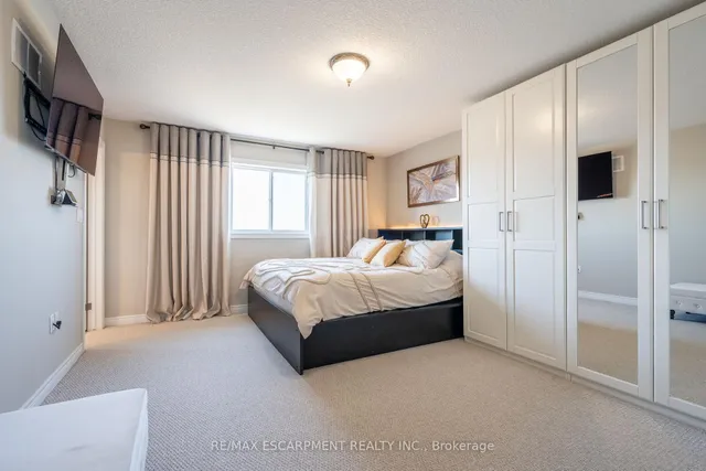 Additional image 24 of 78 Rockledge Dr