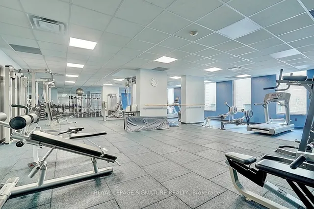 Additional image 39 of 45 Carlton St Unit 1209