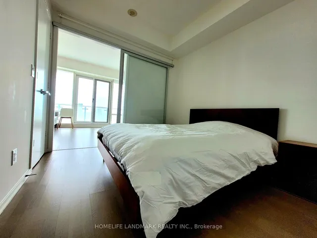 Additional image 8 of 1 Bloor St Unit 4602