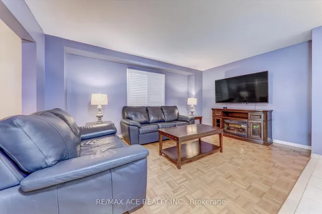 Additional image 8 of 17 Plumrose Blvd