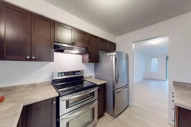 Additional image 11 of 10 FOXGLOVE Cres Unit 22