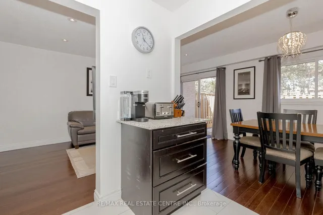 Additional image 18 of 1526 Lancaster Dr Unit 123