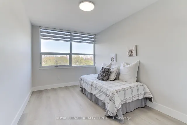 Additional image 33 of 362 The East Mall N/A Unit 304