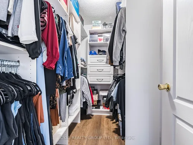 Additional image 29 of 13 Crevice Gate