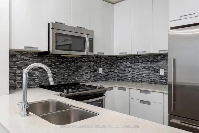 Additional image 14 of 55 Eglinton Ave Unit 1010