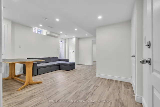 Additional image 34 of 142 Sahara Tr