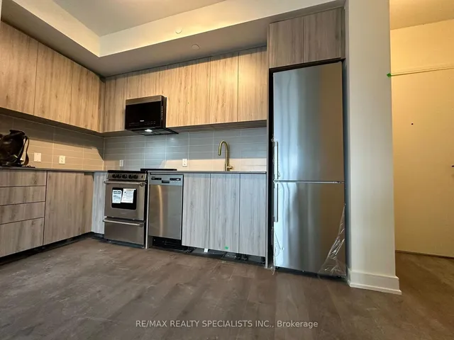 Additional image 5 of 8010 Derry Rd Unit 209