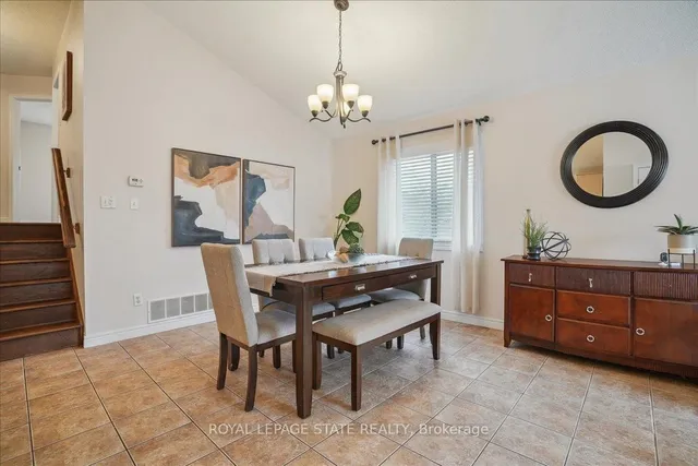 Additional image 18 of 32 Sonoma Lane