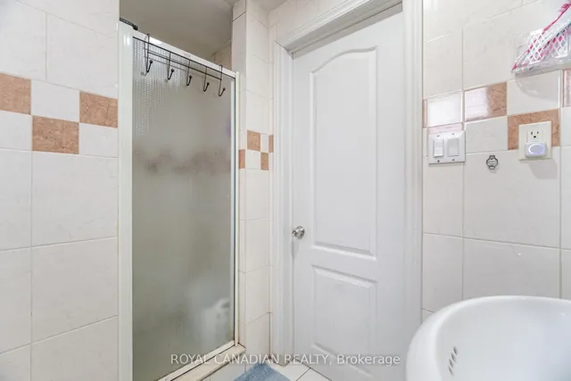 Additional image 31 of 3087 Redbank Cres