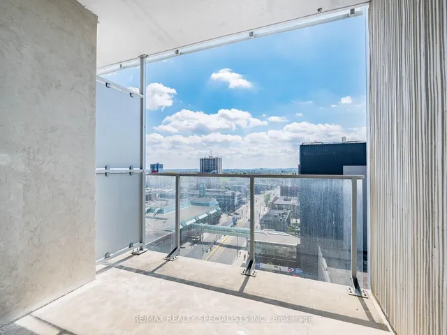 Additional image 36 of 60 Frederick St Unit 1112