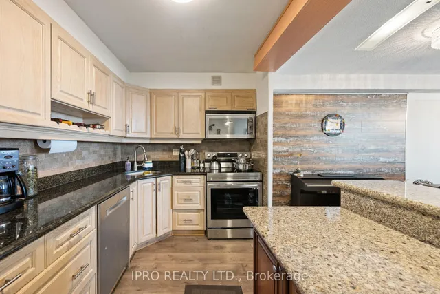 Additional image 8 of 15 La Rose Ave Unit 1510