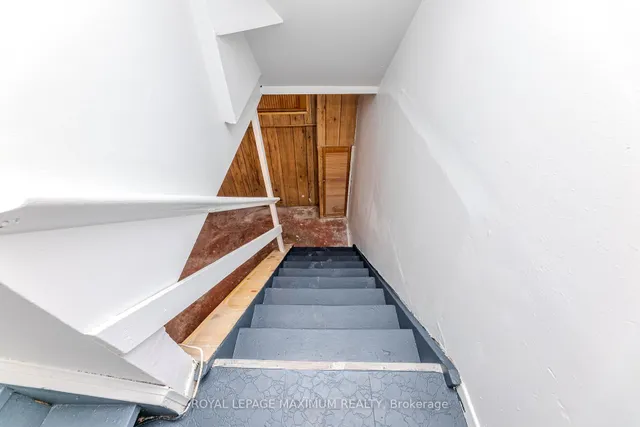 Additional image 31 of 50 Blackwell Ave Unit 9