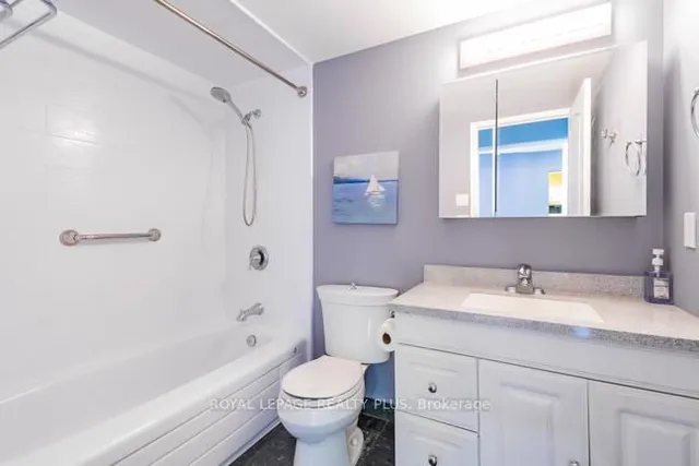 Additional image 33 of 5280 LAKESHORE Rd Unit 1107