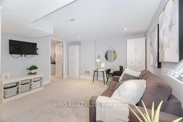 Additional image 27 of 62 McCaul St