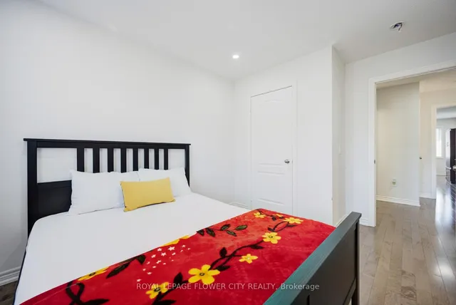 Additional image 39 of 79 Yellowknife Rd