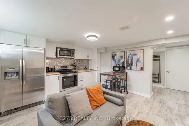 Additional image 41 of 67 Acton Ave