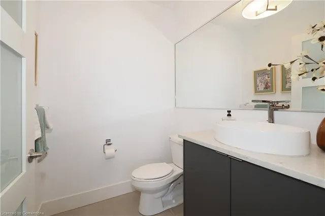 Additional image 18 of 112 Benton St Unit 710