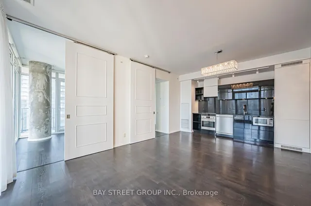 Additional image 26 of 125 Peter St Unit 2509