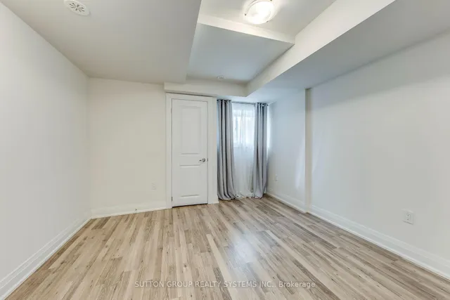 Additional image 44 of 1774A Lawrence Ave