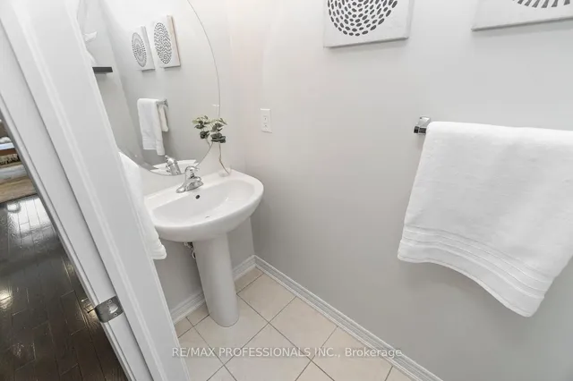 Additional image 20 of 22 Haymarket Dr