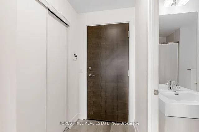Additional image 3 of 35 Brian Peck Cres Unit LPH13