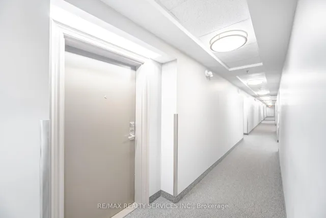 Additional image 9 of 70 baycliffe Cres Unit 408