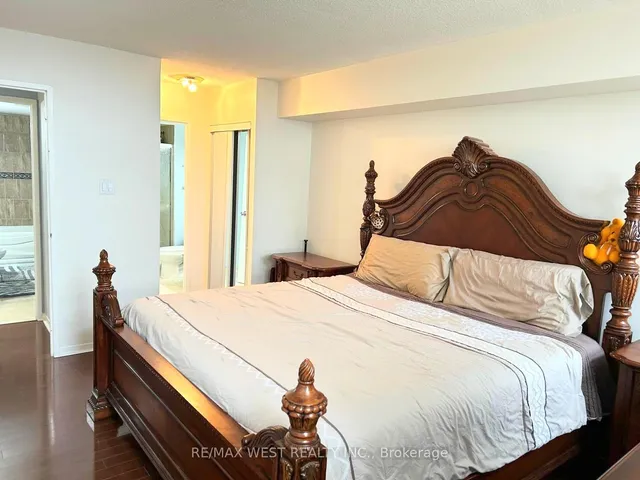 Additional image 15 of 8 Lisa St Unit 2506