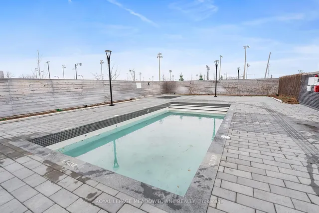 Additional image 20 of 1050 Main St Unit 617