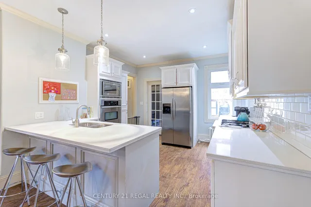 Additional image 17 of 109 Victoria Ave