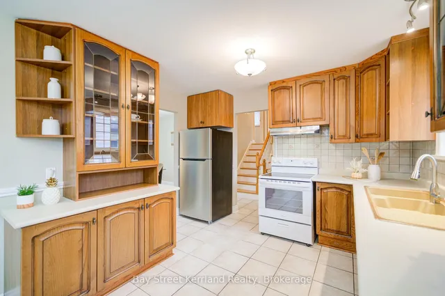 Additional image 10 of 3608 Birchmeadow Cres