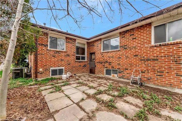 Additional image 38 of 43 Curtis Dr