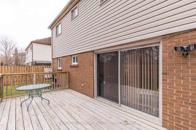 Additional image 29 of 44 Madrid Cres