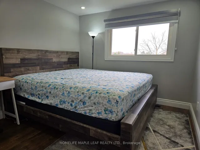 Additional image 7 of 261 Overlea Dr