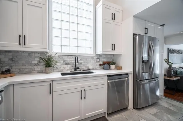 Additional image 15 of 304 Acadia Dr