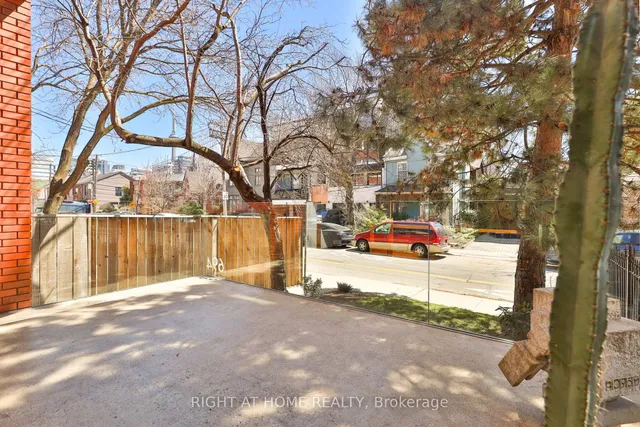 Additional image 8 of 694 Richmond St