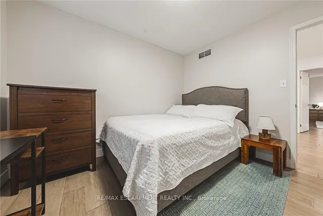 Additional image 31 of 6 Windmill Pl