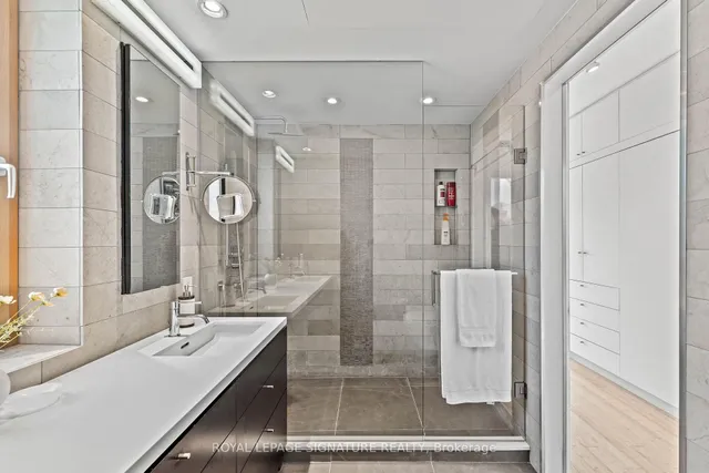 Additional image 26 of 215 Bowood Ave