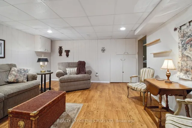 Additional image 22 of 61 Mercury Rd