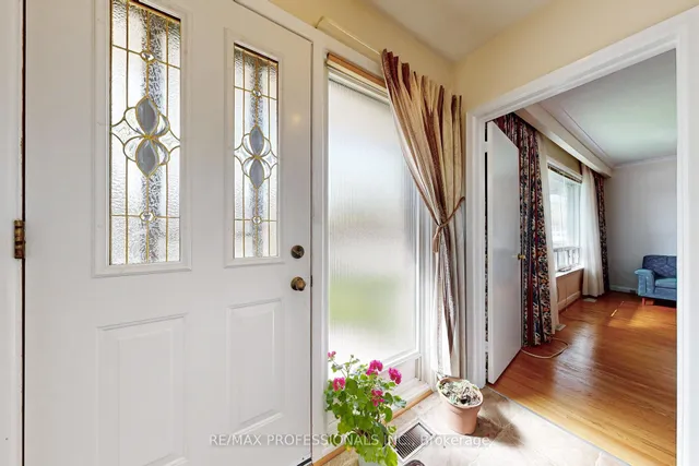 Additional image 4 of 26 Crane Ave