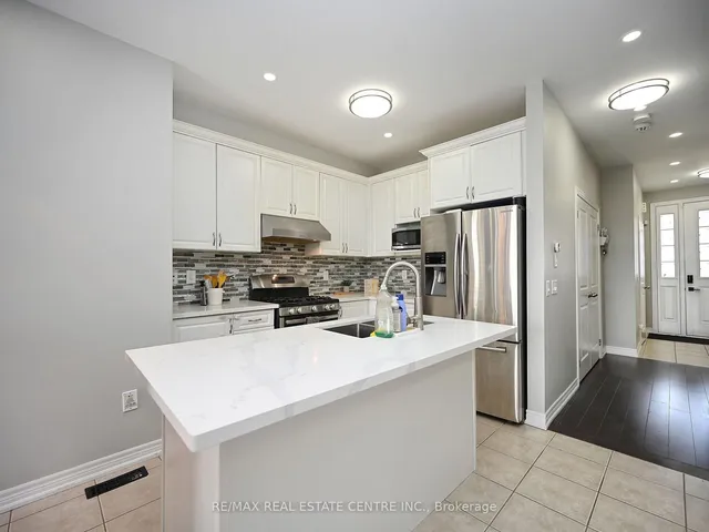 Additional image 23 of 53 Dufay Rd