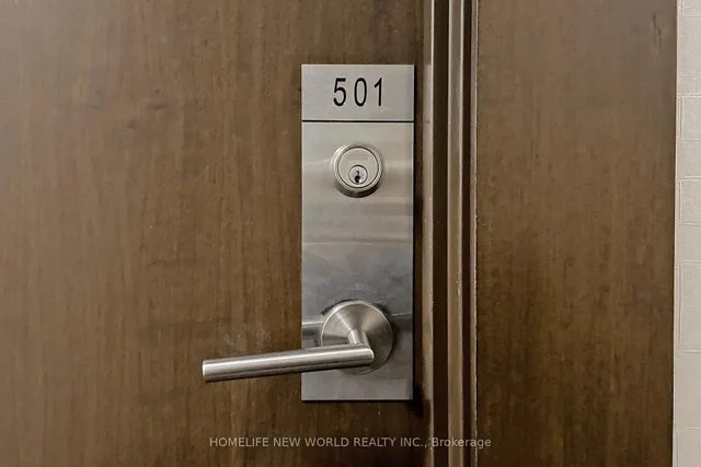 Additional image 23 of 151 Village Green Sq Unit 501